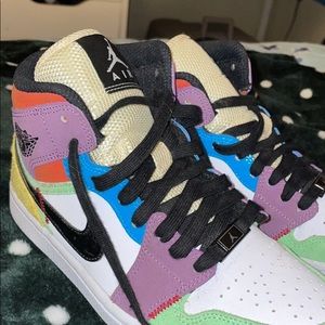 Nike Air Jordan 1 Mid SE